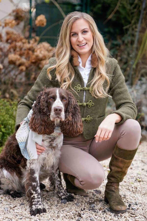 Nerzstrickjacke Oliv m. Posament